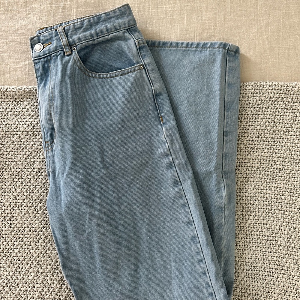 Light wash jeans